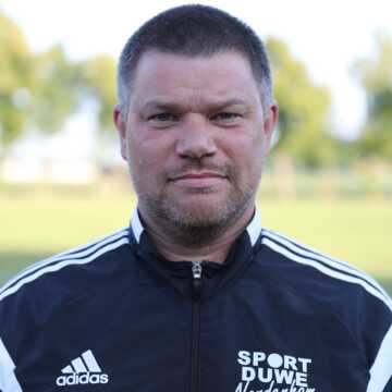 Dirk Rohde (Trainer) Dirk Rohde (Trainer)