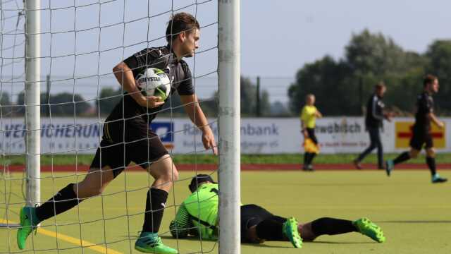 Auch nach dem Anschlusstreffer von Adrian Dettmers wehrte sich der TSV Abbehausen nicht genug gegen die Niederlage.